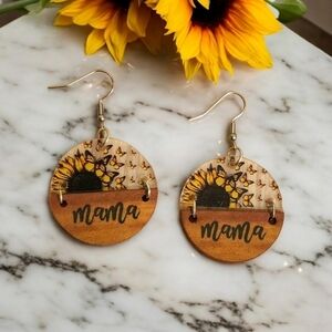 ✨️2 for $15✨️ NEW Women's Sunflower Butterfly Mama‎ Fashion Earrings